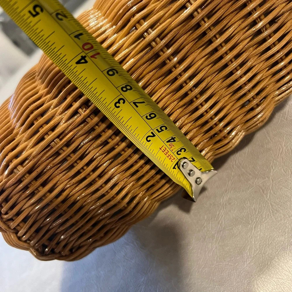 🤎🤍Burberry Wicker Bag🤍🤎 - Picture 11 of 13